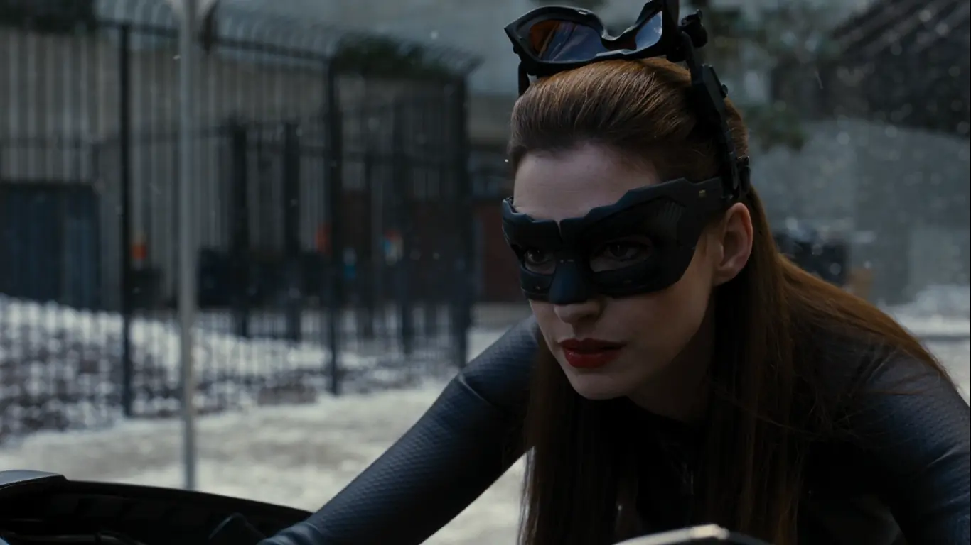 anne hathaway catwoman anne hathaway catwoman