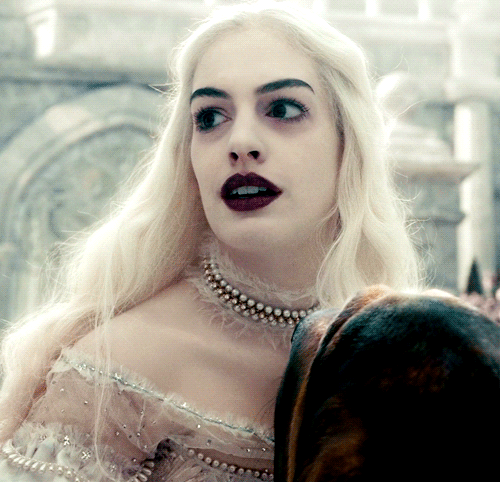 anne hathaway odiata
