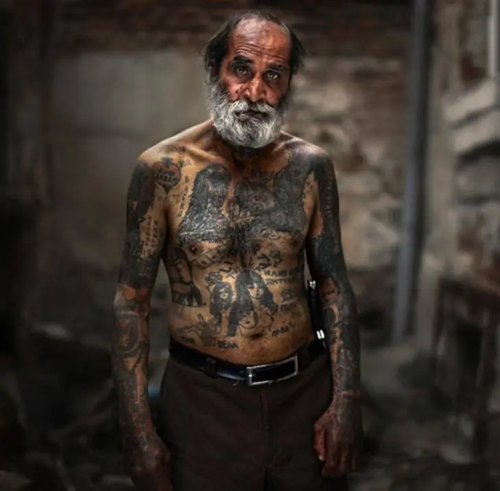 Como se veran tus tatuajes cuando seas un Anciano