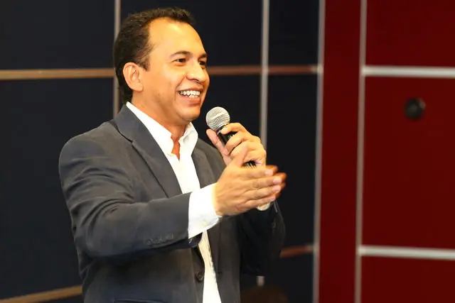 Adivina: los odias profundamente y no sabes quienes son