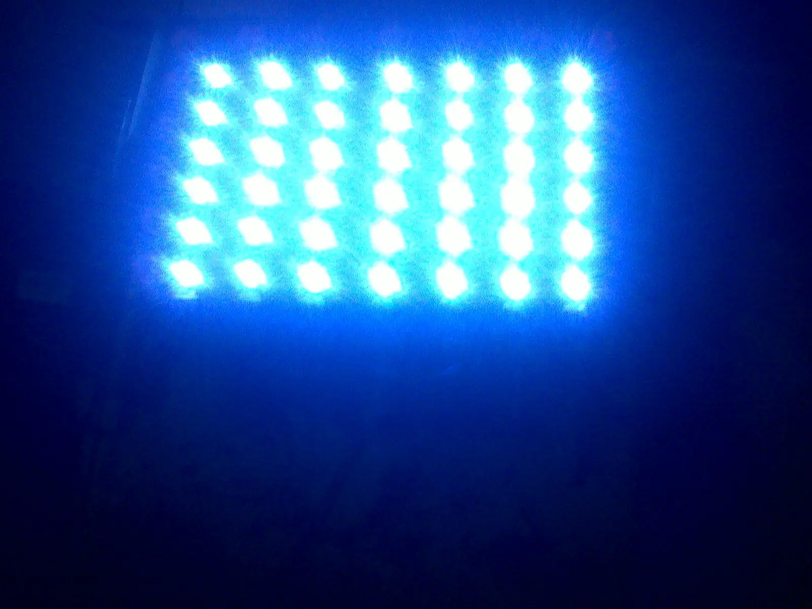 linterna led