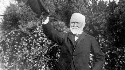 Top Ten de los tipos mas ricos de la historia.