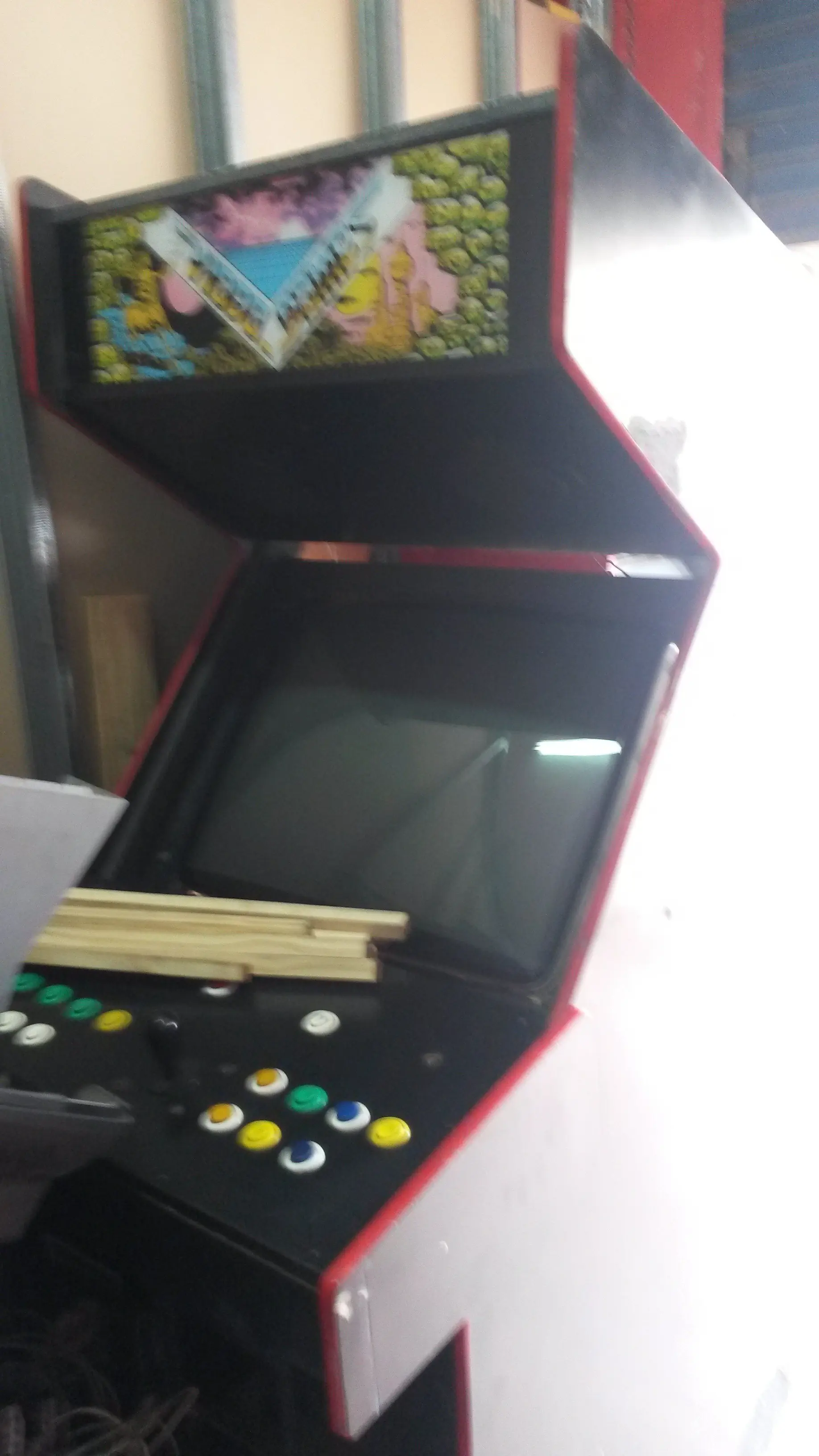 Trabajo haciendo maquinas arcade, mirá!