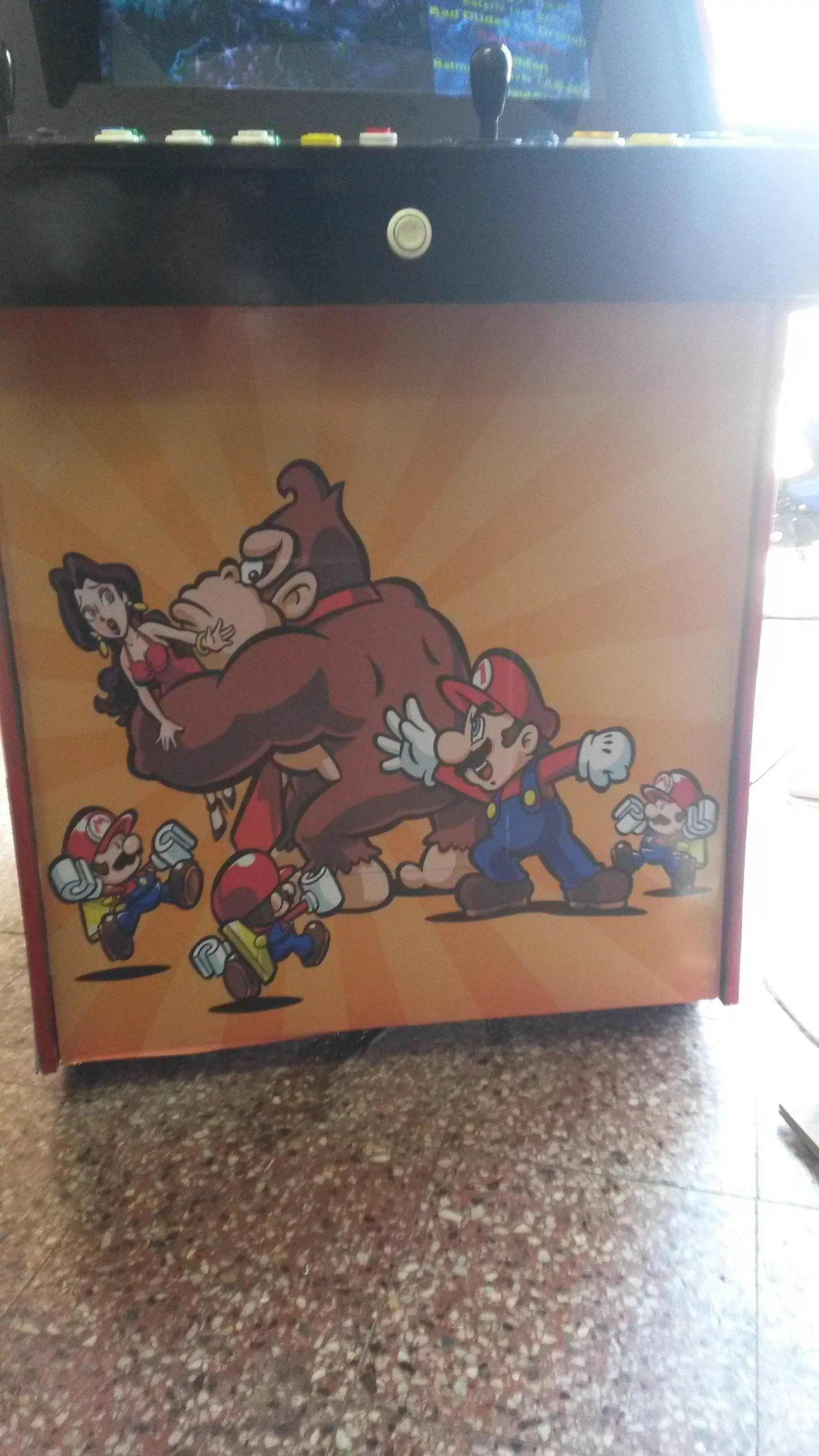 Trabajo haciendo maquinas arcade, mirá!