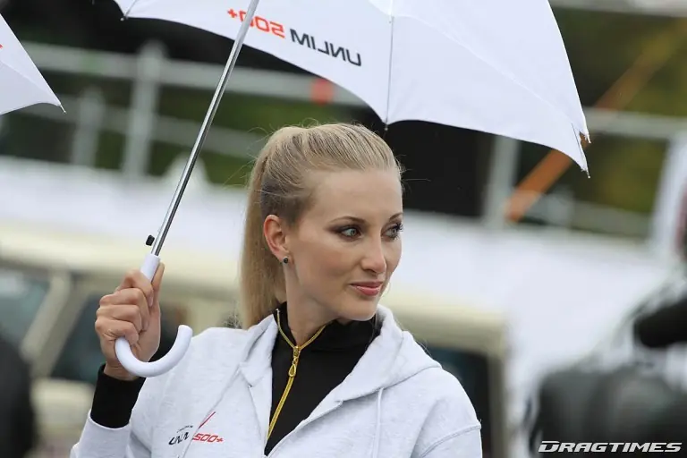 Estas Rusas no necesitan mostrar el cuerpo.