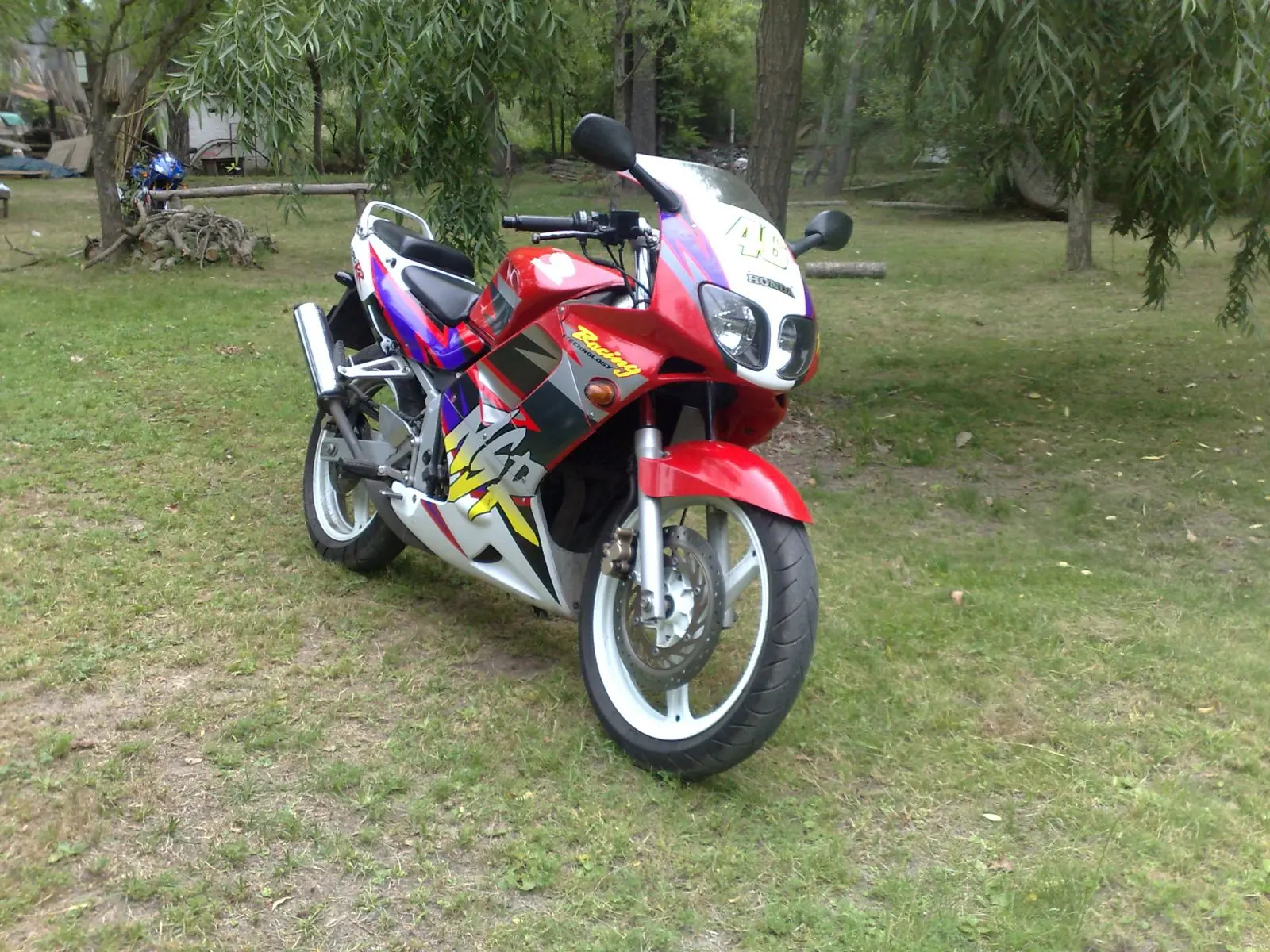 Honda NSR 150RR (2t).Sirve para viajes largos? fijate ;)