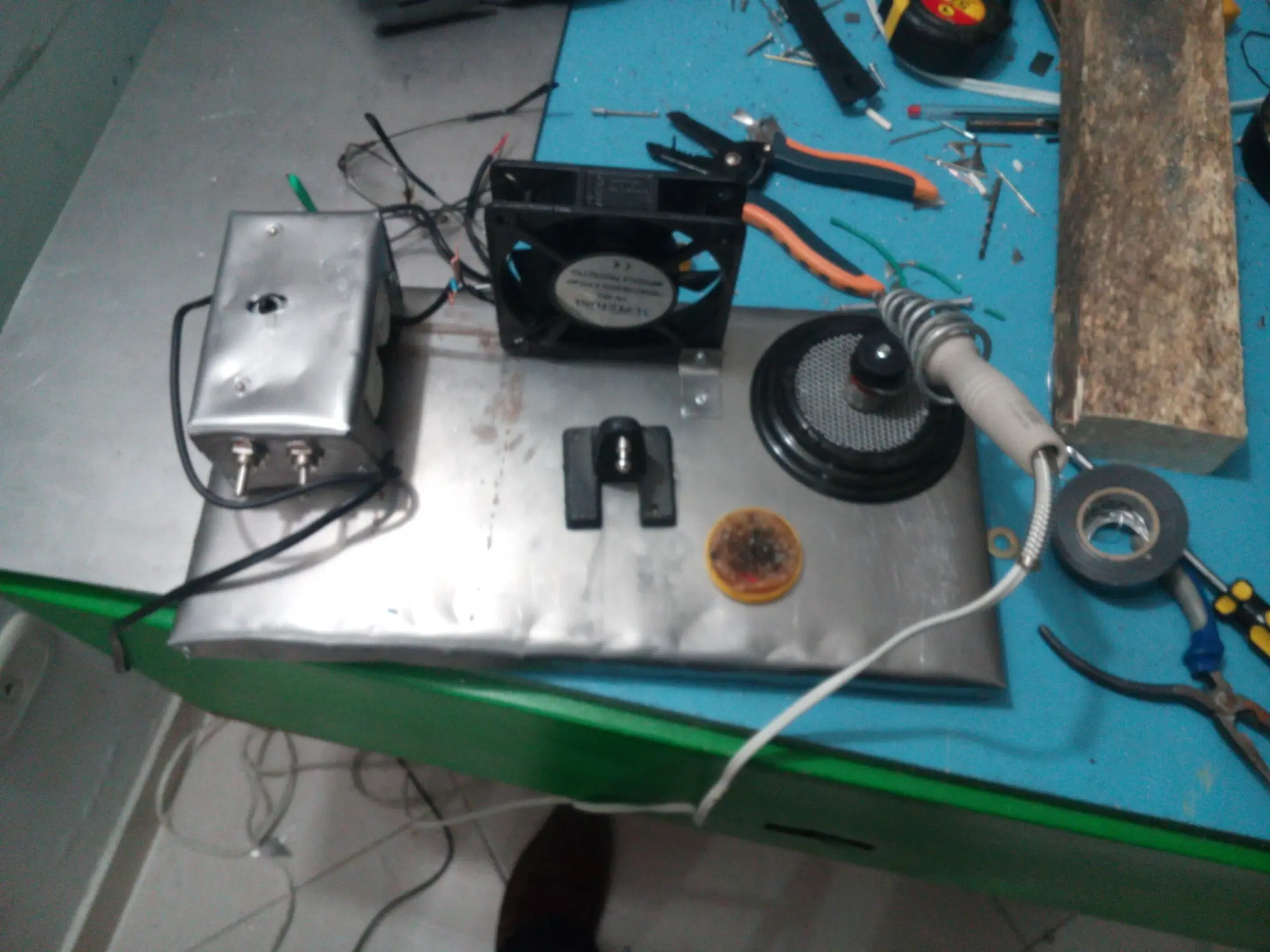 soldering station