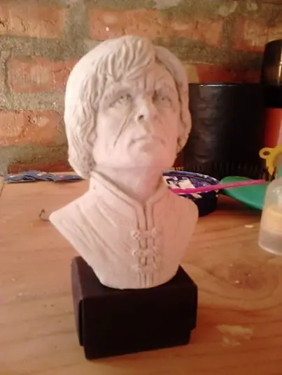 Game of Thrones , busto de Tyrion