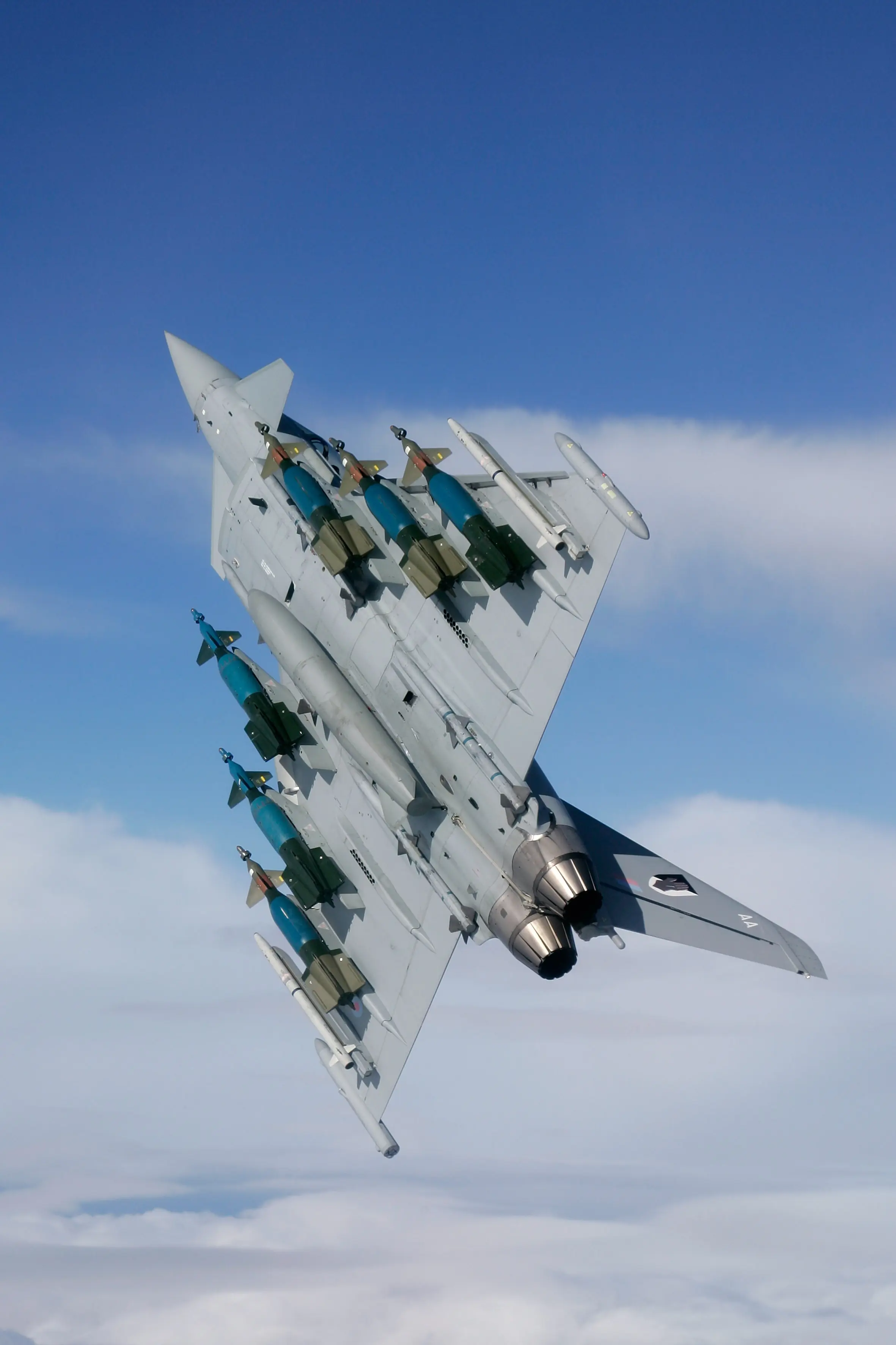 Colombia evalúa el Eurofighter en base aérea española