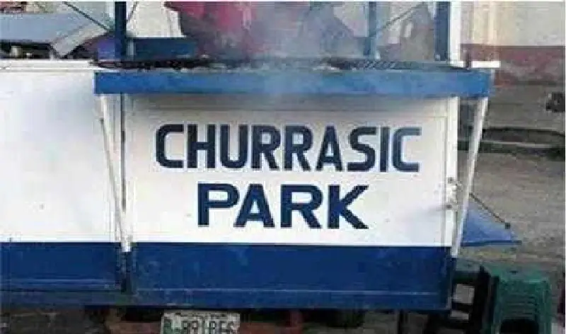 A que te reís con estos carteles!!