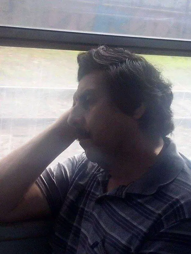 Parecidos en el bondi. Parte I