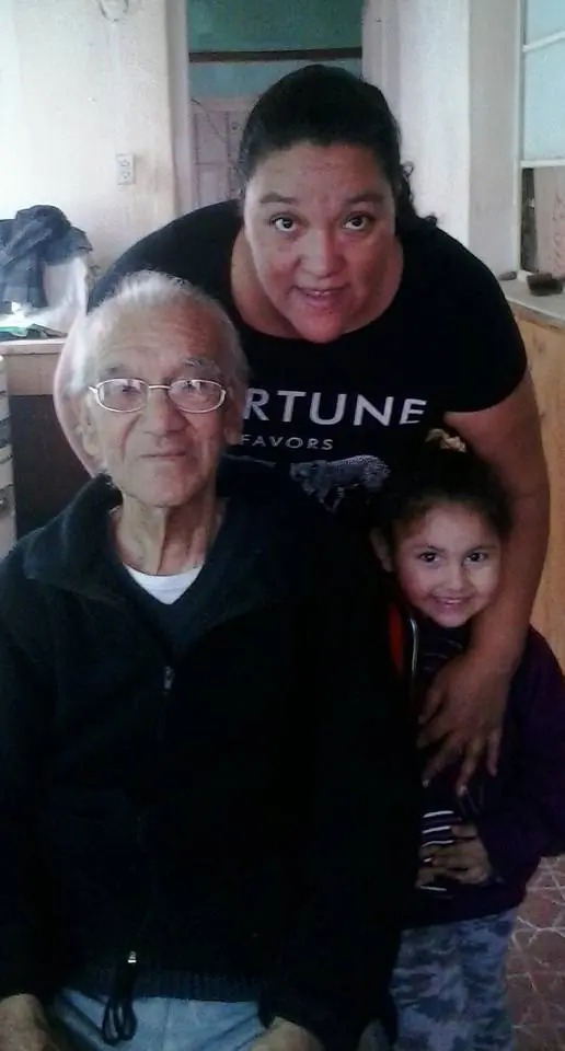 Mi viejo a los 78 llegó a la universidad a salvar vidas