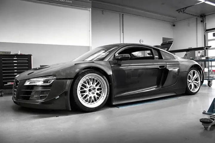 v10