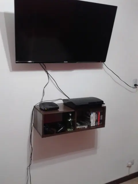 Repisa para ps3 y juegos.
