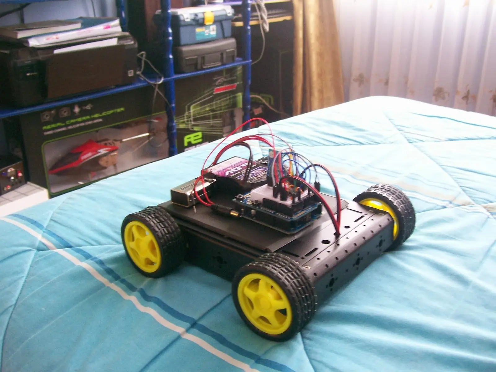 Robot espia con arduino y camara inalambrica