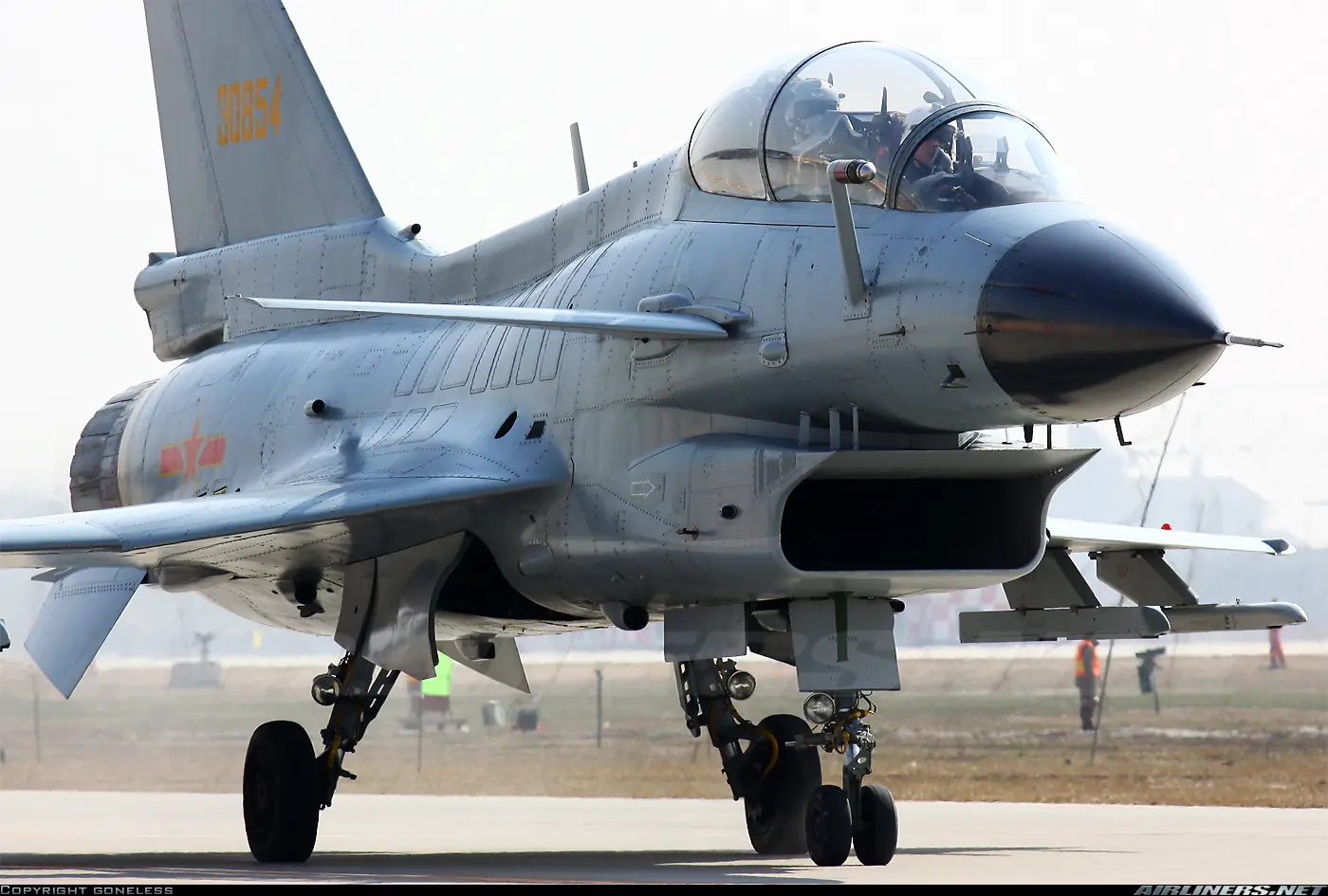 Como es el Chengdu J-10 que Argentina le compraria a China