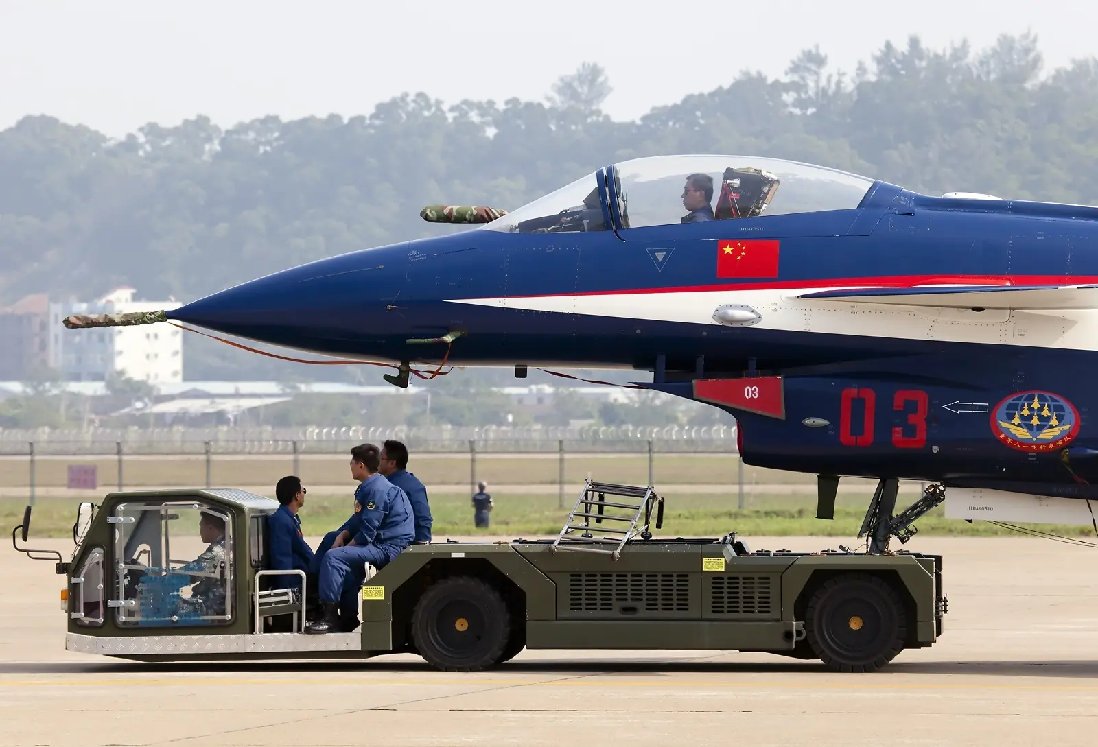 Como es el Chengdu J-10 que Argentina le compraria a China