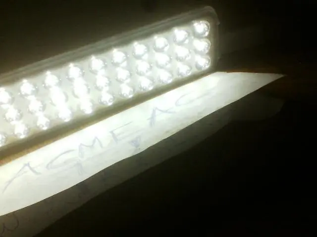 como cambiar la bateria de la luz de emergencia led