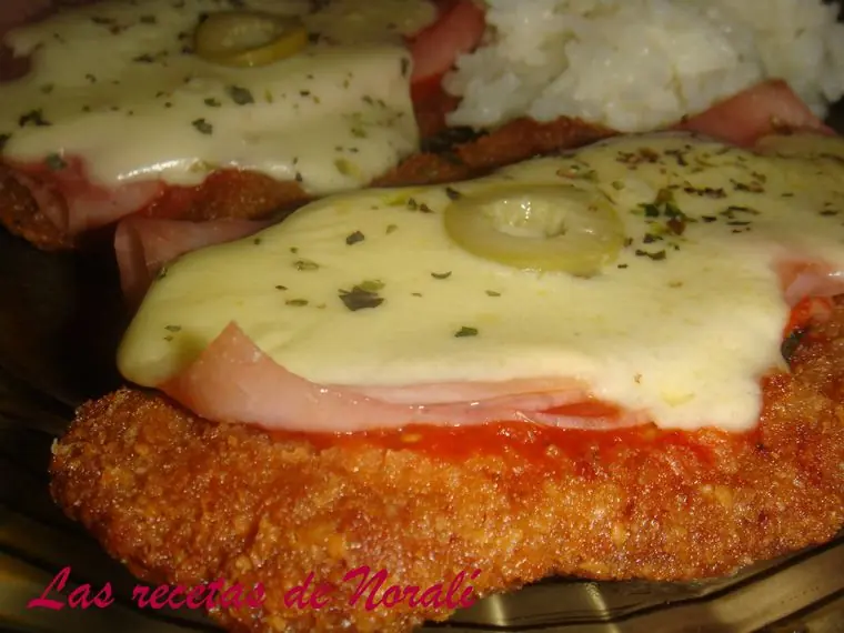 Milanesa a la napolitana. Milanesa a la napolitana.