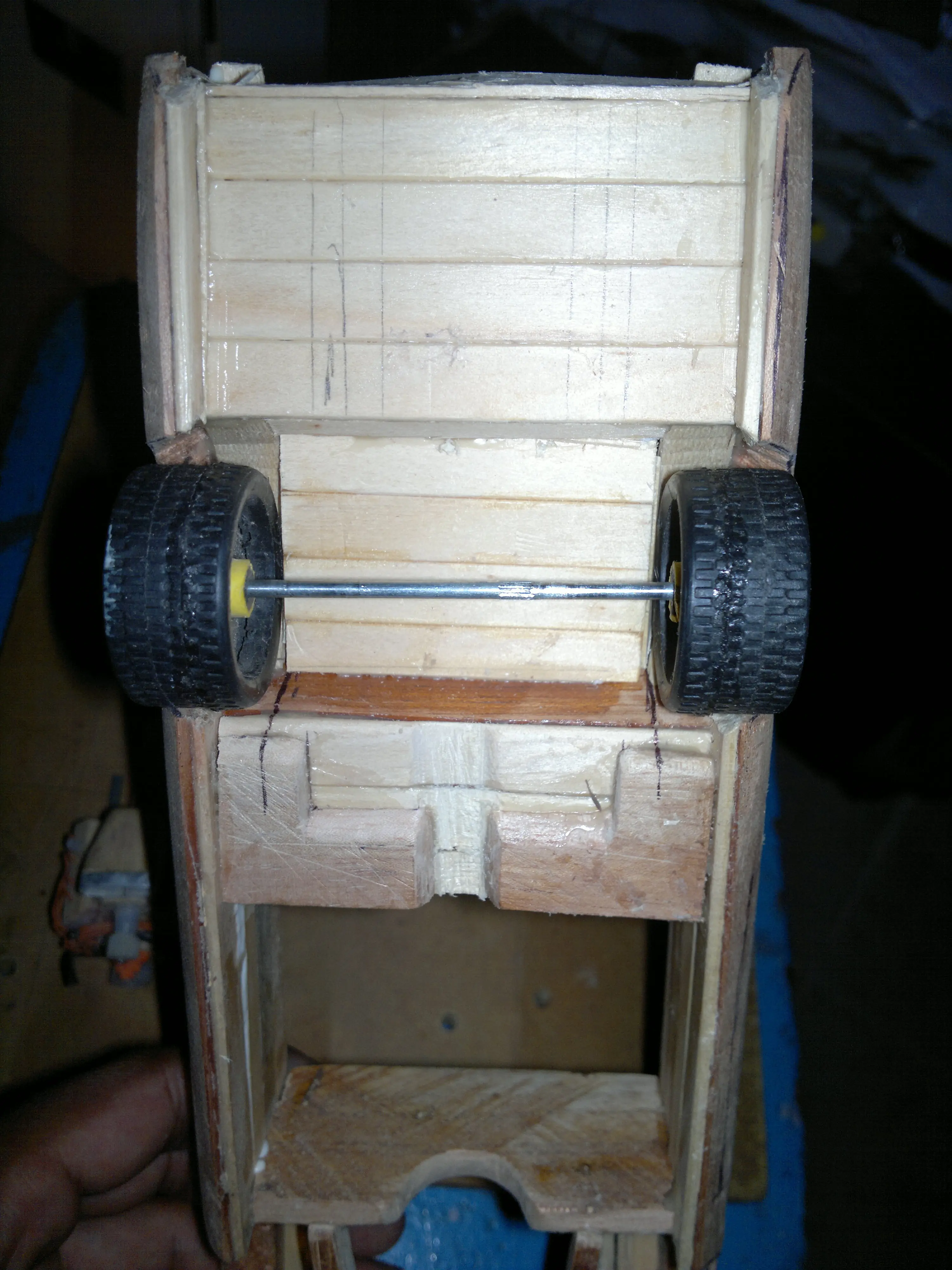 Hecho a mano: Charger 70
