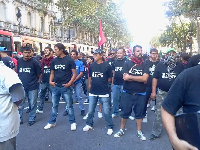 Desmintiendo a Adios taringueros!!!