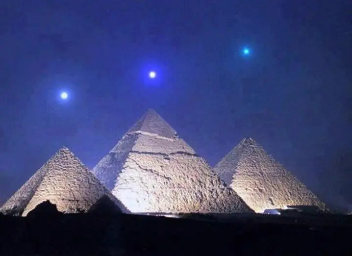 Extrañas anomalías en las pirámides de giza