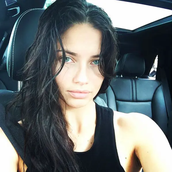 20 Modelos de Victoria’s Secret Sin Maquillaje parte1