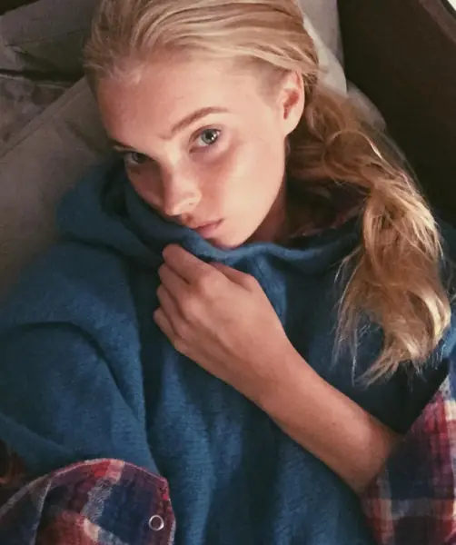 20 Modelos de Victoria’s Secret Sin Maquillaje parte1