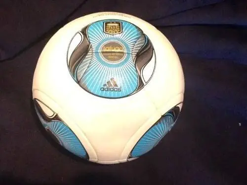 Mi profesor me robo mi pelota de futbol y te lo cuenta!