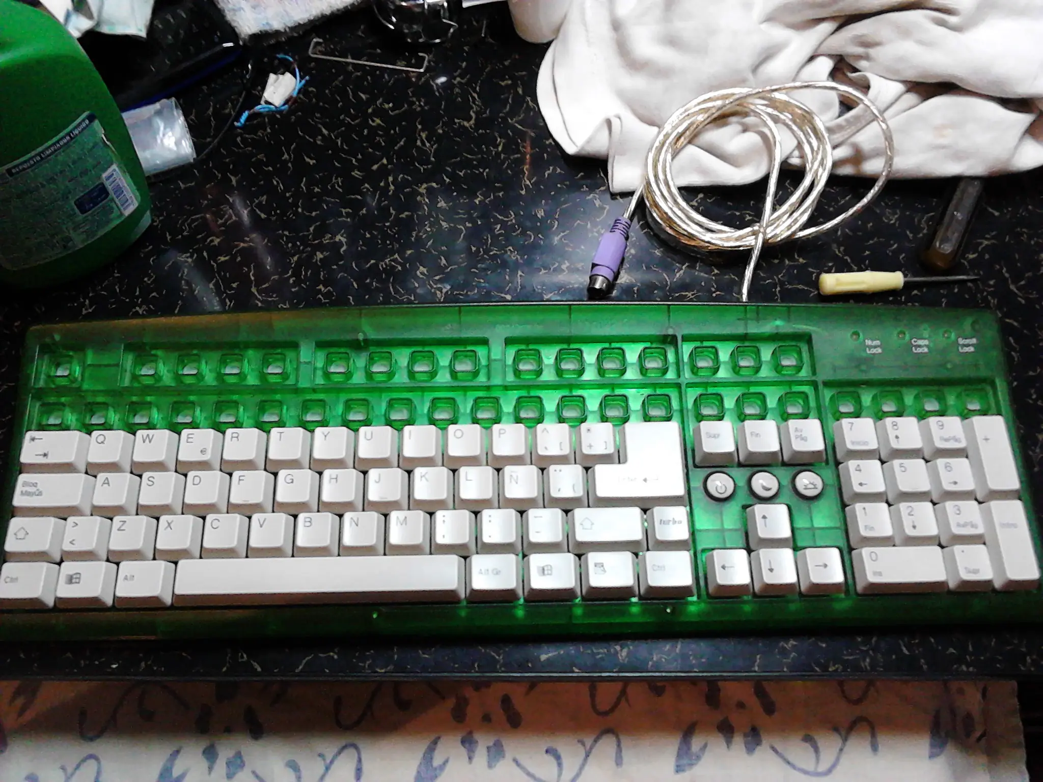 Limpieza del teclado (mantenimiento)(reparacion).