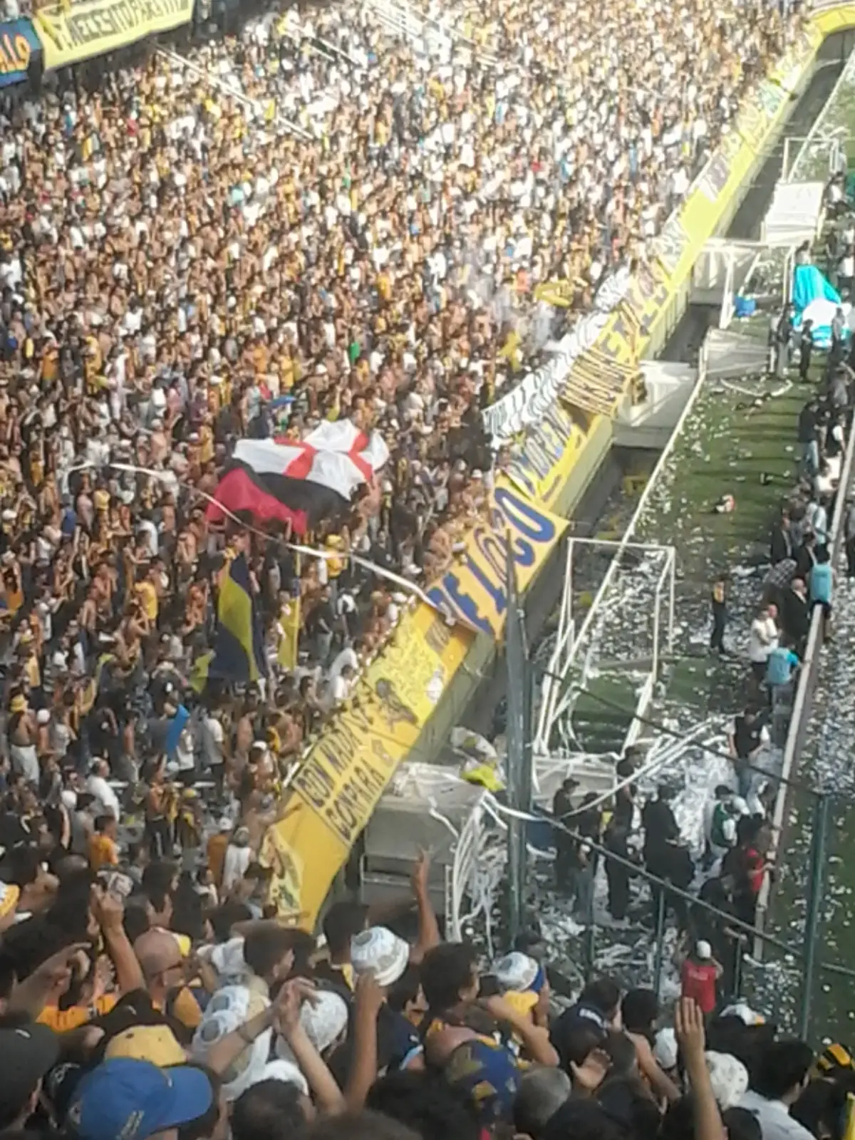 Los Guerreros, homenaje