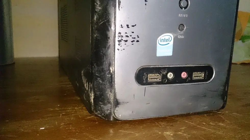 pintar plastico pc