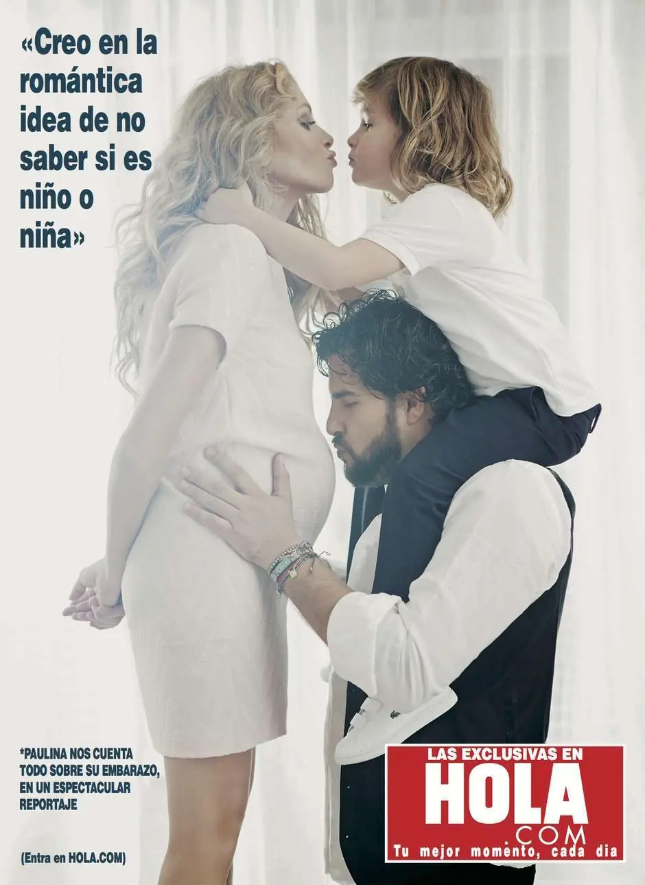 Paulina Rubio confirma su segundo embarazo en ¡Hola!