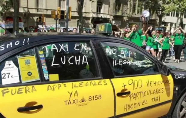 México: Las 22 noticias más WTF del 2015