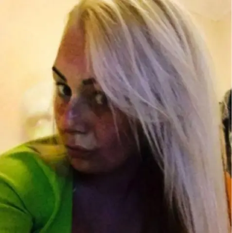 Se rajo de la casa despues de lo que vio en una foto
