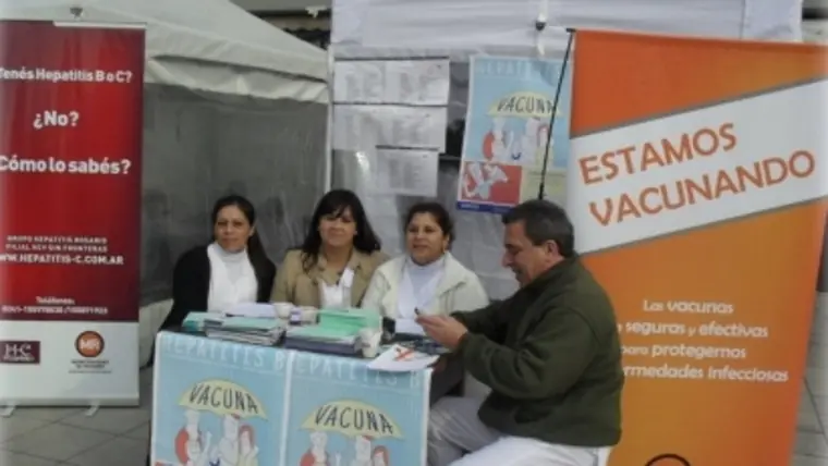 Test gratuito y vacunación Día Mundial contra la Hepatitis