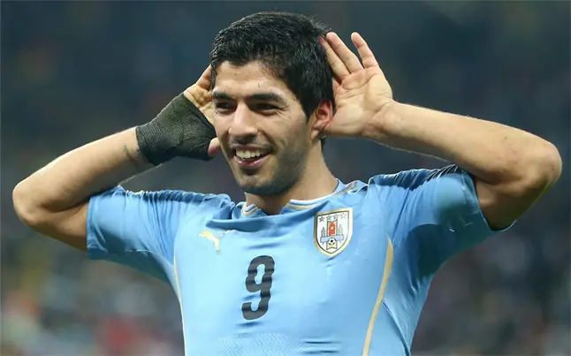 FIFA prepara reparación moral y económica a Luis Suárez