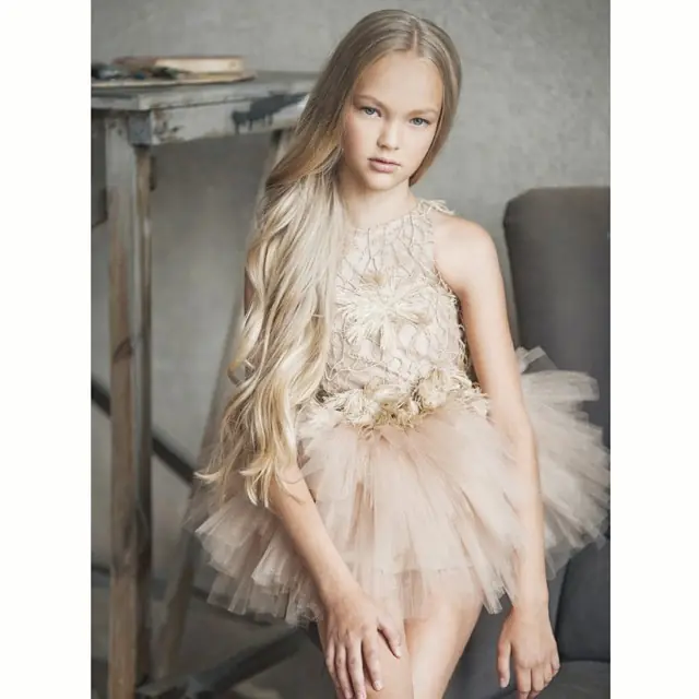 Mischka Aoki, alta costura para niñas