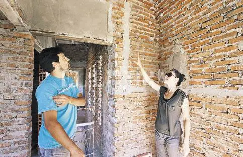Desmintiendo: "Cristina yo te banco a muerte porque" Desmintiendo: "Cristina yo te banco a muerte porque"