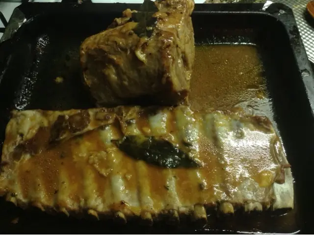 Ribs y Bondiola con Barbacoa y Puré de Batatas [Foto-Receta]