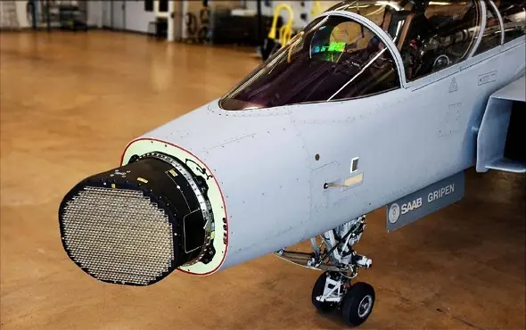 El Gripen se arma hasta los dientes.