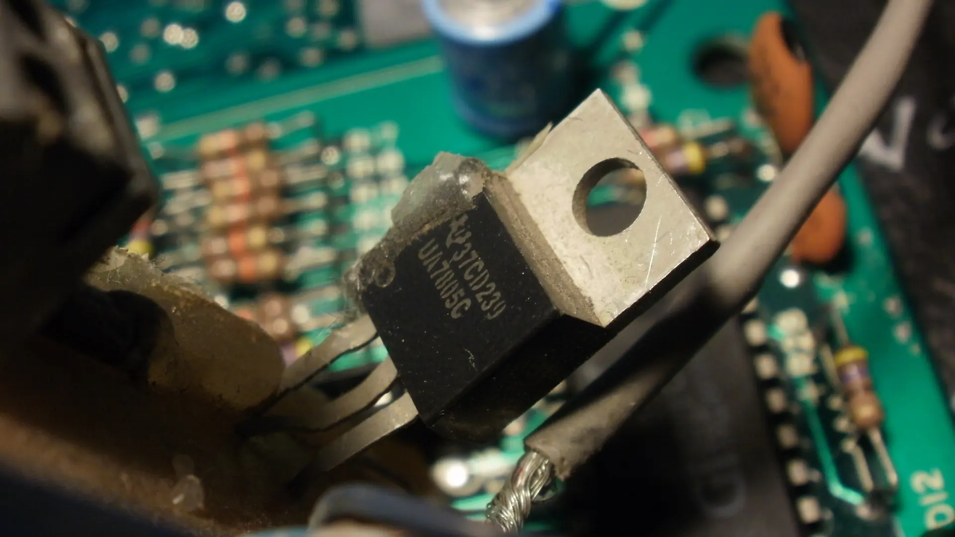 Restaurando una computadora TK-90 (Parte I)