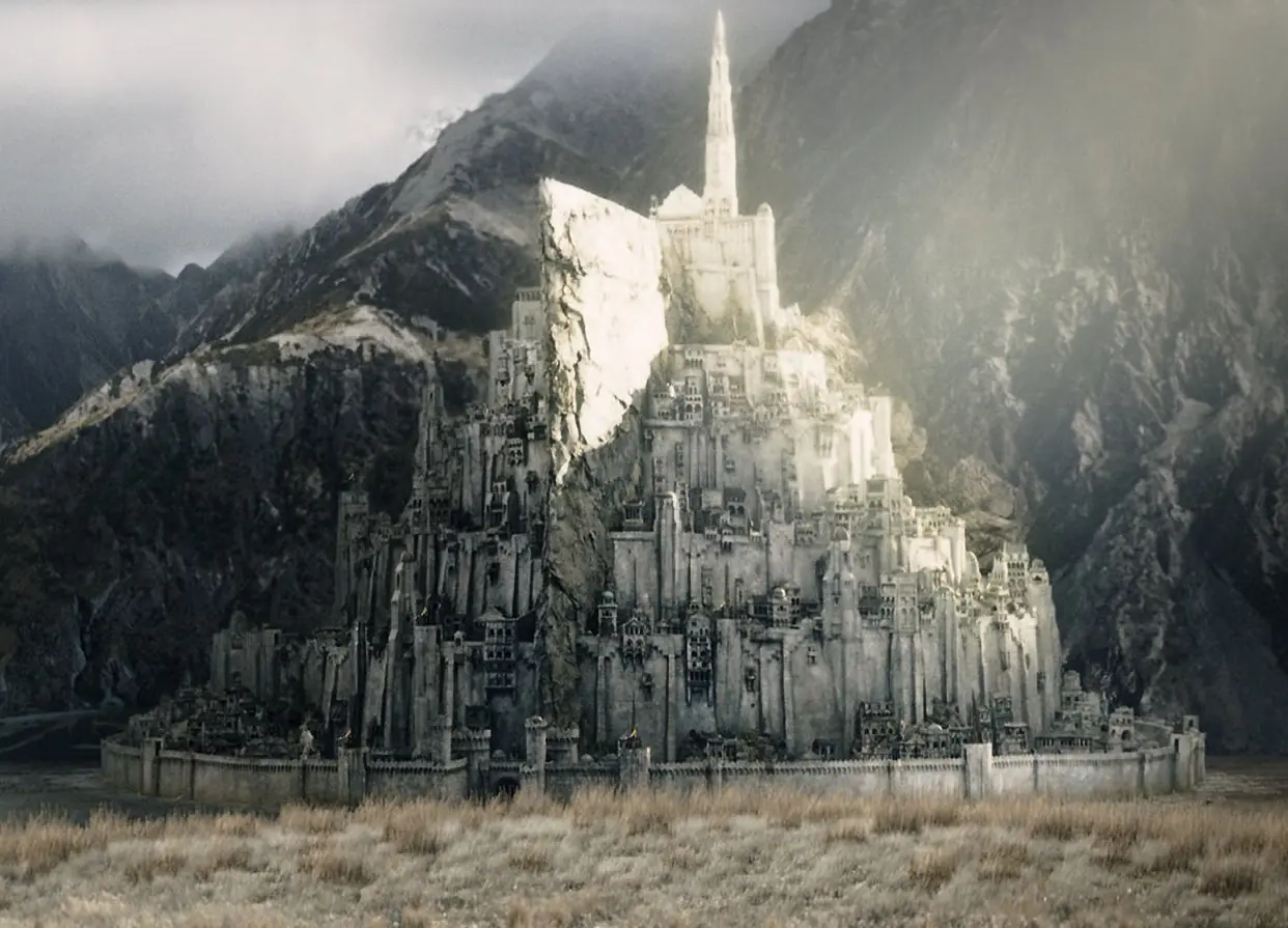 Venden tremenda maqueta de Gondor - Señor de los anillos