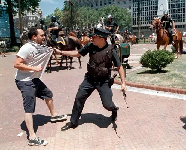 19 imagenes imborrables del 2001(Memoria)