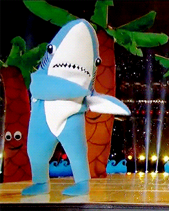Yo te banco Left Shark