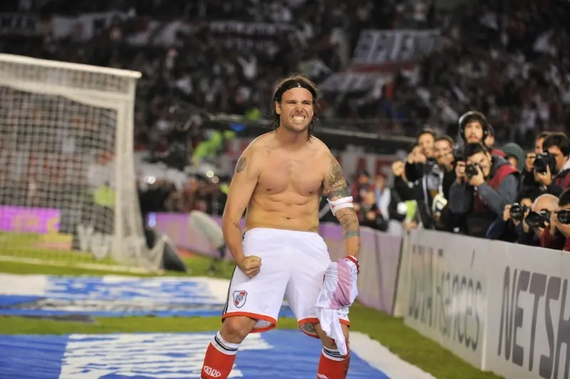 Fernando cavegol merece ser Top !!