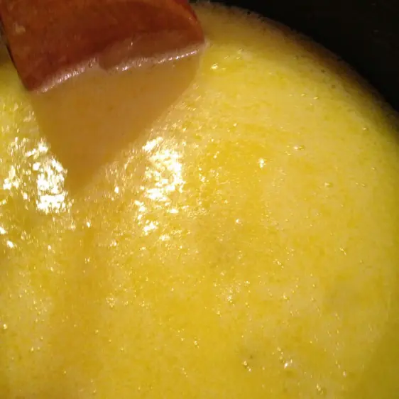 Haz un sencillo caramelo de mantequilla de cacahuete
