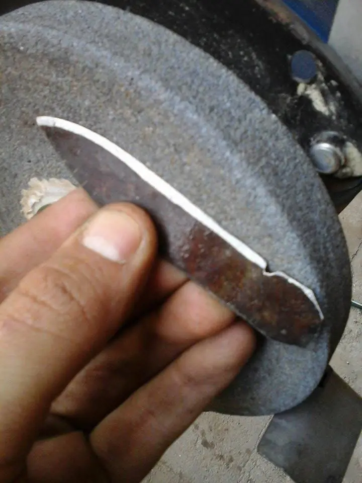 como hacer una navaja casera