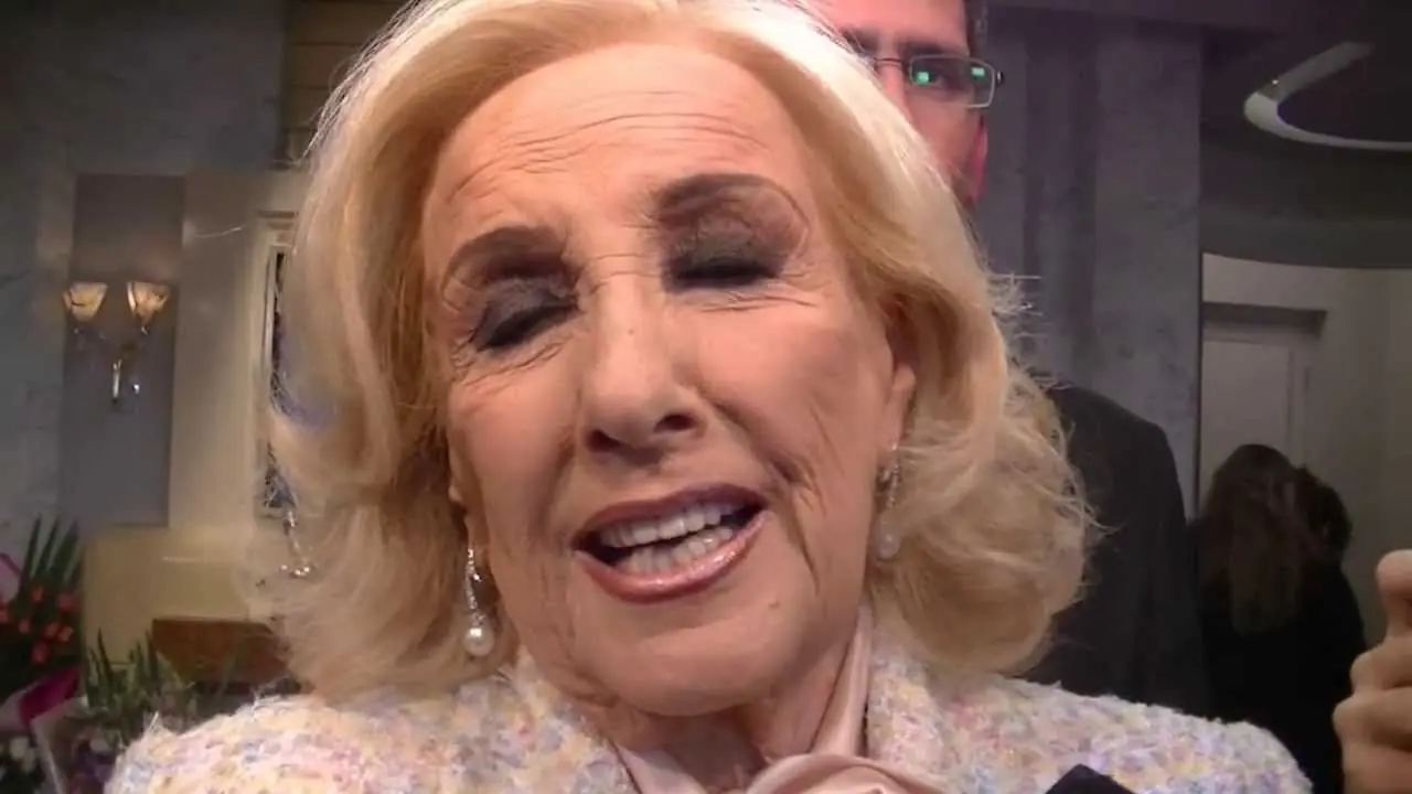 Piazza tuvo sexo con el hijo de Mirtha Legrand.