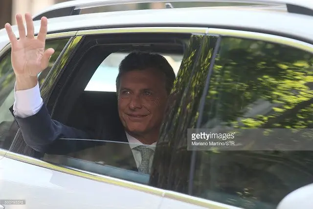 Macri saca a Telesur de Argentina